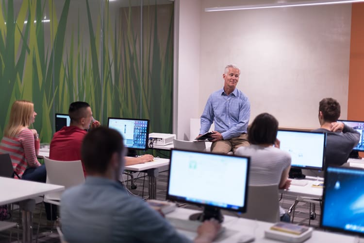 Solución de virtualización hiperconvergente - educación
